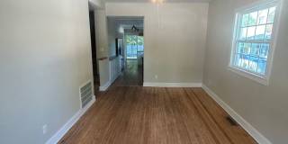 Updated House Near Campus! Gallery 10