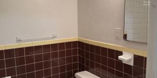 5424 Fifth Avenue Gallery 205