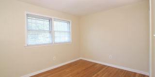 6623 HUNTSMAN Boulevard Gallery 23