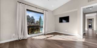 31 Campolina Street Gallery 24