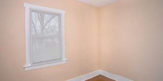 Nice 3 BR Rental Near Downtown Gallery 20