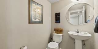 951 Euclid Avenue - 1 Gallery 17