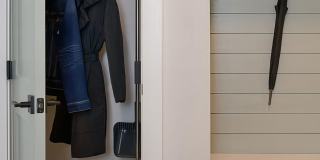 Novel Cary Gallery 12