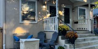 Beautifully Fully-Furnished Duplex in Old Town Gallery 1