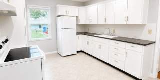 3 Bed / 1 Bath Home in Dubuque Gallery 1
