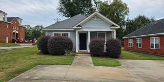 Beautiful Three Bedroom, Two Bathroom Single Family Home in Anderson, SC Gallery 1