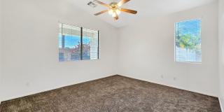 Clean and Cozy home in desirable area! Gallery 17