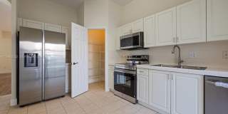 1947 SE 24th Ter Gallery 2