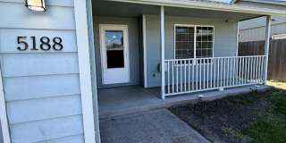 Spacious Keizer Home with Large Fenced Backyard Gallery 1