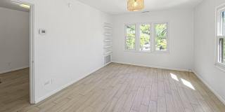 2049 Lake Shore Ave Gallery 9