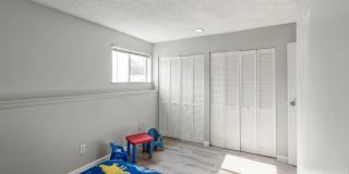 Suncrest Apartments Gallery 1