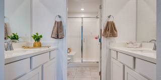 Furnished 3-bedroom, 2.5-bath townhome, designed to offer the ultimate in modern comfort. Gallery 5