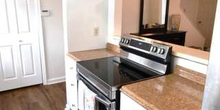 Housing Authority Vouchers Accepted !! Charming 2-bedroom, 2.5-bathroom home located in Baton Rouge Gallery 5