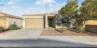 MUST SEE 3 bed/2 bath home in GATED Santiago Phoenix Community Gallery 1