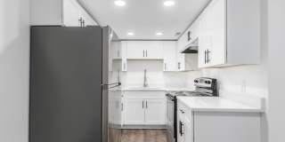 Spacious 1BR on The Near East Side Gallery 15