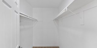 6825 N 81st Lane Gallery 16