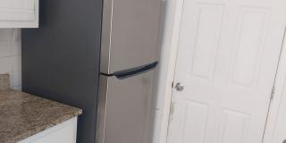 Welcome Home ! 3 bedroom 1.5 bath rental -DUPLEX Gallery 9