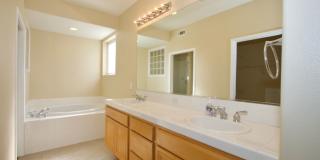 Carlsbad Condo West of 5 Freeway with Lagoon Views - Available June 1st! Carlsbad Condo West of 5 Freeway with Lagoon Views - Available June 1st! Gallery 24