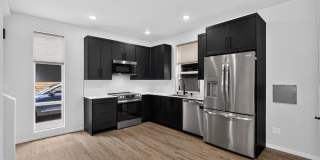 Modern 1-Year-Old Home in Central District w/ Private Rooftop Deck, Lower-Level Private Suite & Multi-Zone A/C Gallery 3