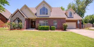Beautiful home across from Jenks Middle School Gallery 1