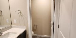 Must See Townhome Located in Ponderosa Ridge Gallery 25