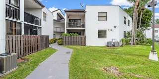 9421 Fontainebleau Blvd Gallery 1