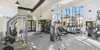 The NinetyNine Gallery 32