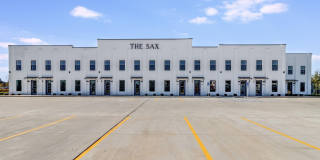 711 E Main Street unit: 500 Gallery 1