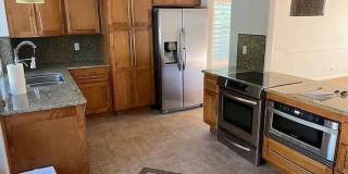 4 Bedroom Home with Solar in Encinitas Gallery 5