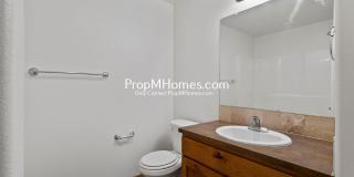 Charming Three Bedroom Newberg Home - Corner Lot! Gallery 17