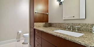 610 E Market St #2915 Gallery 22