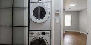 3 Bed | 1 Bath | Mid Town | $1400 Gallery 15