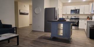 Charming 3-Bedroom Home with Spacious Yard Gallery 4