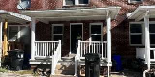2 Bedroom 1 bathroom Renovated town home! Gallery 1