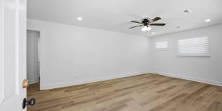 2903 15th Avenue Gallery 9