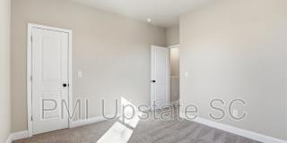 107 Virginia Avenue Gallery 18