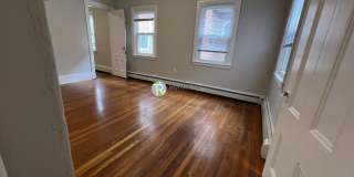 218 Banks St. Gallery 4