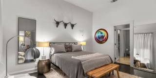 HISTORIC CHARM IN KING WILLIAM Gallery 10