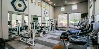 The Colonnade Luxury Townhome Apartments Gallery 13