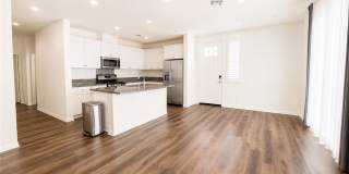 16570 Wyndham Gallery 4
