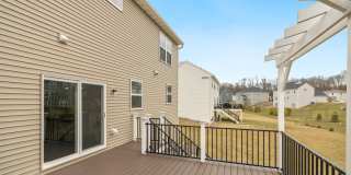 657 Aster Rd. Gallery 32