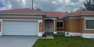 1304 SE 7th Ct Gallery 1