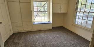 2307 Holsum - Greenville Gallery 1