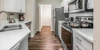 Andover Place at Cross Creek Apartments Gallery 7