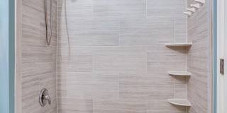 21216 MCFADDEN Square Gallery 32