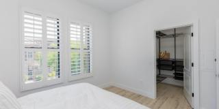 7027 N Scottsdale Road Gallery 26