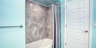 911 SW 3rd Avenue Gallery 16