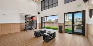 Alanna Gallery 26
