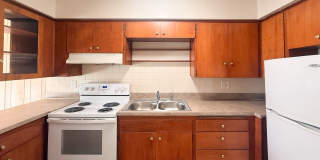 RENT SPECIAL: ½ Off First Full Month's Rent With One Year Lease!  ~ 227 24th Gallery 14