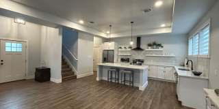 2BED / 1BATH Condo/Townhome For Lease! Available NOW! Gallery 5